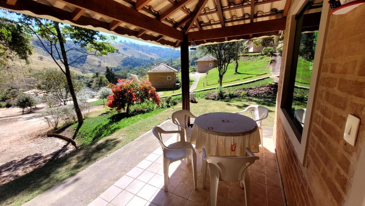 Recanto Dos Beija Flores, Chale Bougainville Monte Alegre do Sul Extérieur photo