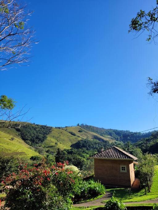 Recanto Dos Beija Flores, Chale Bougainville Monte Alegre do Sul Extérieur photo