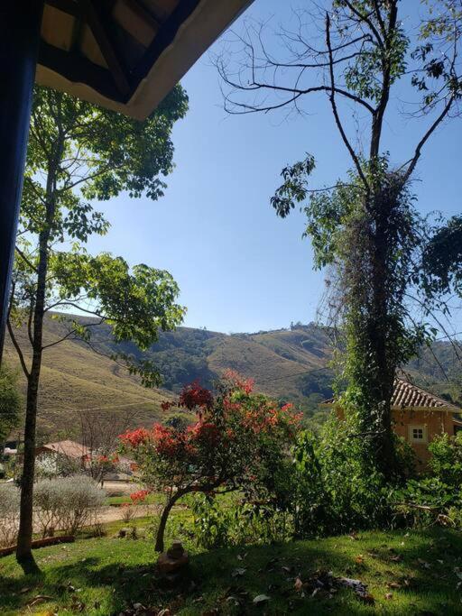 Recanto Dos Beija Flores, Chale Bougainville Monte Alegre do Sul Extérieur photo